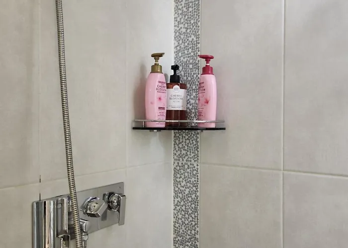 Hi Lovely 1 Minute From Magok Naru Station, 4 Minutes From Gimpo Airport Station, Triple Station Area