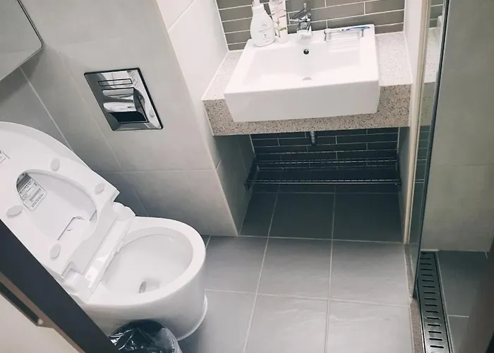 Hi Lovely 1 Minute From Magok Naru Station, 4 Minutes From Gimpo Airport Station, Triple Station Area *